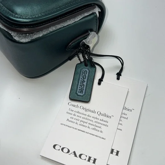 💚🪅NWT COACH DINKY 18 QUILTED BAG IN METALLIC DARK GREEN - Picture 15 of 15